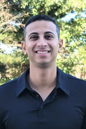 Dr. Massoud - Best dentist in Spotswood